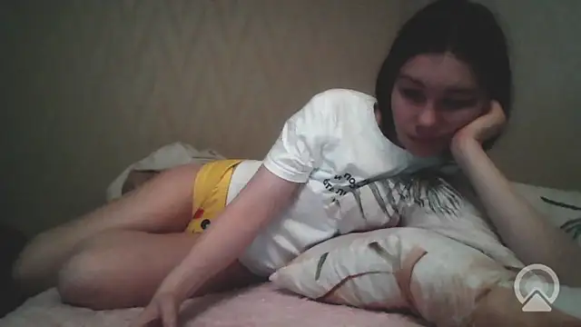 Snapshot of pink_pikachu_ chatting on May 2026 11:47:01 AM pink pikachu online show from May 2026 11:47:01 AM
