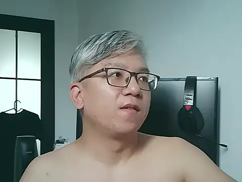 leoUSIR online show from September 2025 06:26:02 AM