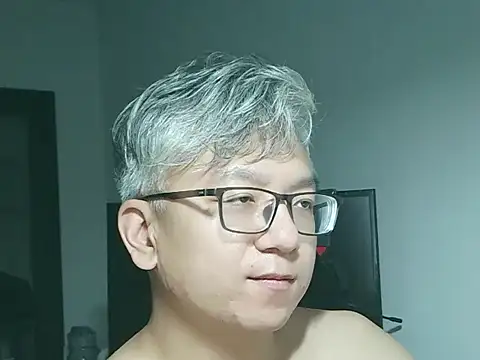 leoUSIR online show from September 2025 05:27:01 PM