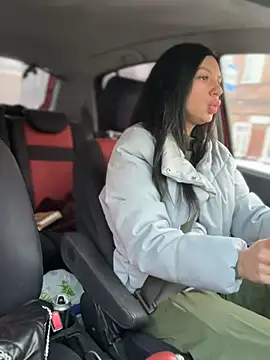 JulliaVegas online show from February 2025 02:07:02 AM