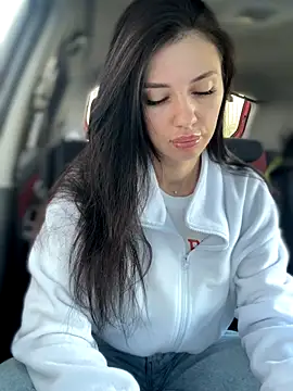 JulliaVegas online show from September 2025 01:28:01 AM