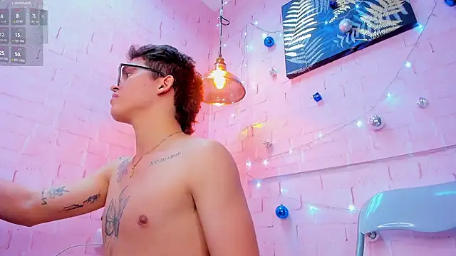 JACK BLOSSOM  online show from December 2024 06:12:01 PM