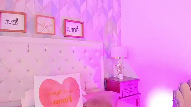 rebeca watsson online show from January 2026 11:37:02 AM