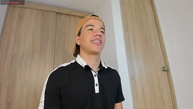 lucas wellx online show from April 2026 03:01:01 AM