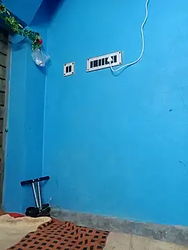 Hot-Manshi2 online show from February 2025 06:41:01 PM