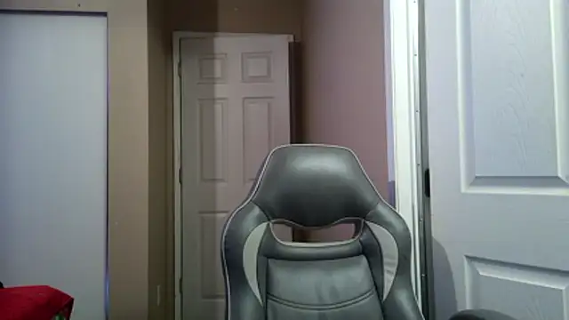 Huntzg23 online show from March 2026 05:02:02 AM