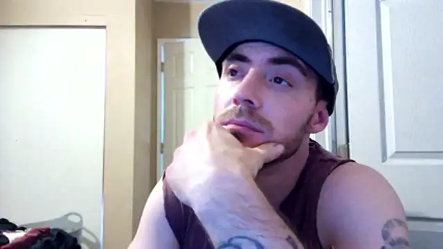 Huntzg23 online show from March 2026 12:03:01 AM