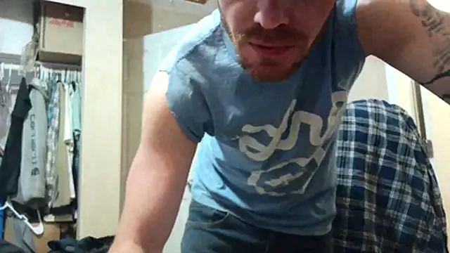 Snapshot of Huntzg23 chatting on May 2026 07:53:01 PM Huntzg23 online show from May 2026 07:53:01 PM