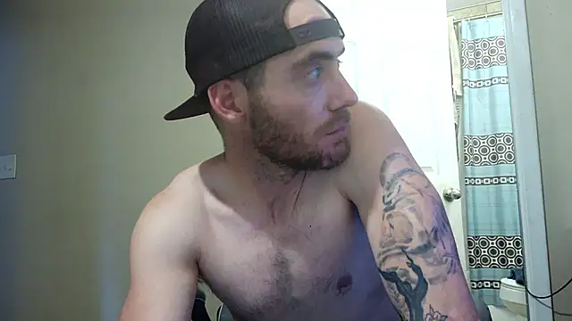 Snapshot of Huntzg23 chatting on May 2026 09:05:02 AM Huntzg23 online show from May 2026 09:05:02 AM