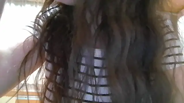 Snapshot of Eleni_Pappa chatting on May 2026 11:57:02 PM Eleni Pappa online show from May 2026 11:57:02 PM