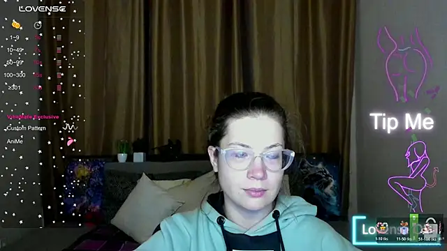 Snapshot of Alicia_redfollow chatting on October 2025 06:31:02 PM Alicia redfollow online show from October 2025 06:31:02 PM