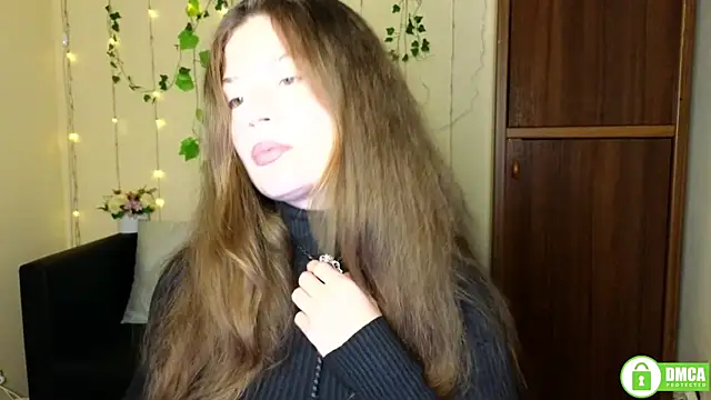 Snapshot of Alicia_redfollow chatting on November 2025 12:33:01 PM Alicia redfollow online show from November 2025 12:33:01 PM