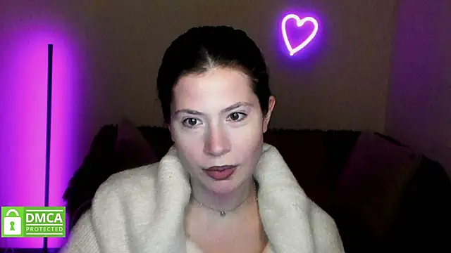 Snapshot of Alicia_redfollow chatting on November 2025 06:27:01 AM Alicia redfollow online show from November 2025 06:27:01 AM