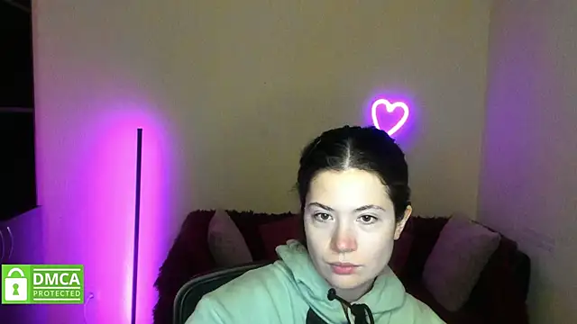 Snapshot of Alicia_redfollow chatting on December 2025 12:25:01 PM Alicia redfollow online show from December 2025 12:25:01 PM