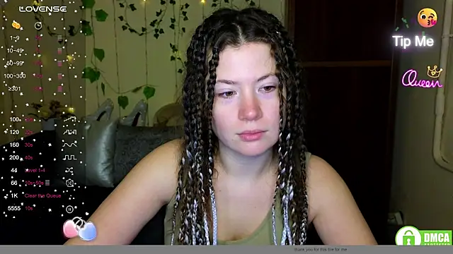 Snapshot of Alicia_redfollow chatting on February 2026 06:25:02 AM Alicia redfollow online show from February 2026 06:25:02 AM