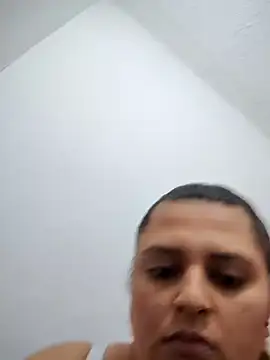 Snapshot of Miss_balloonsmila chatting on December 2024 08:27:02 PM Miss balloonsmila online show from December 2024 08:27:02 PM