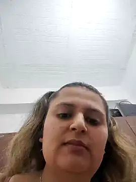 Snapshot of Miss_balloonsmila chatting on December 2024 08:32:01 PM Miss balloonsmila online show from December 2024 08:32:01 PM