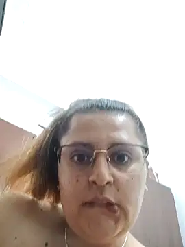 Snapshot of Miss_balloonsmila chatting on January 2025 02:54:01 AM Miss balloonsmila online show from January 2025 02:54:01 AM
