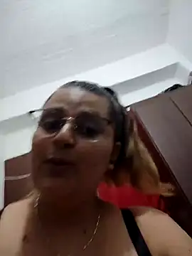 Snapshot of Miss_balloonsmila chatting on January 2025 08:54:01 PM Miss balloonsmila online show from January 2025 08:54:01 PM