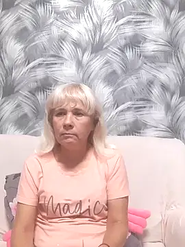 Snapshot of sakura_blonde chatting on October 2025 05:46:01 AM sakura blonde online show from October 2025 05:46:01 AM