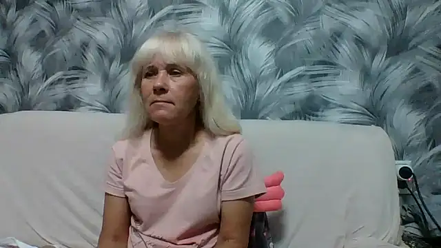 Snapshot of sakura_blonde chatting on October 2025 06:20:02 AM sakura blonde online show from October 2025 06:20:02 AM