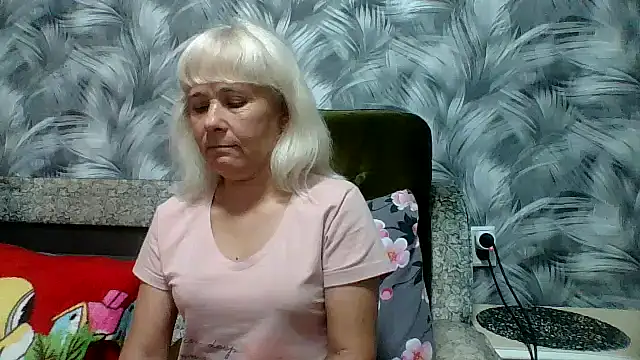 Snapshot of sakura_blonde chatting on October 2025 07:50:02 AM sakura blonde online show from October 2025 07:50:02 AM