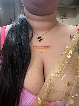 Snapshot of Akhi_Akshaya chatting on December 2024 07:50:01 AM Akhi Akshaya online show from December 2024 07:50:01 AM