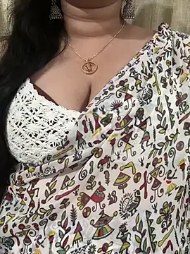 Snapshot of Akhi_Akshaya chatting on February 2025 06:22:02 PM Akhi Akshaya online show from February 2025 06:22:02 PM