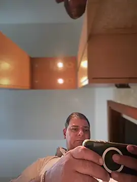 Snapshot of SecretlyDD chatting on February 2026 08:20:01 AM SecretlyDD online show from February 2026 08:20:01 AM