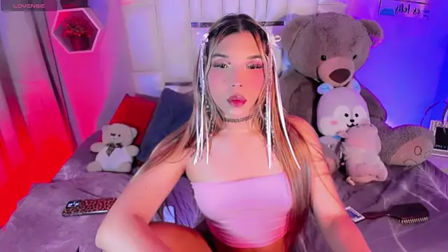 Aileen 18 online show from April 2026 07:06:01 AM