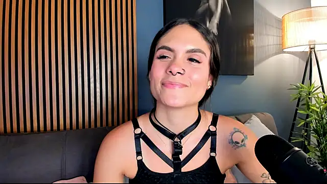 Gaby Ferrer online show from December 2025 02:58:02 PM