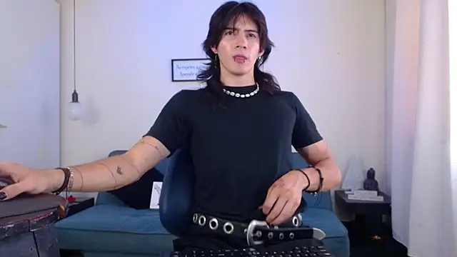 andreey50 online show from December 2024 08:12:02 PM