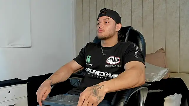 jeicob gagnon online show from October 2025 10:15:02 AM