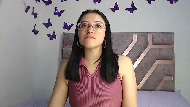 Snapshot of Anny_Fox- chatting on July 2026 04:10:02 AM Anny Fox- online show from July 2026 04:10:02 AM