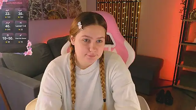 Snapshot of Ellie_Wellie chatting on March 2025 11:49:02 AM Ellie Wellie online show from March 2025 11:49:02 AM