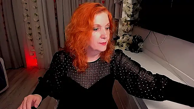 Fire-Fox-One online show from October 2025 08:53:02 PM