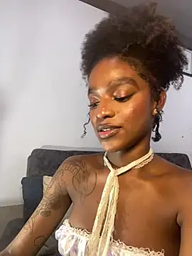 Snapshot of Zizi-campbel chatting on March 2025 11:19:02 AM Zizi-campbel online show from March 2025 11:19:02 AM