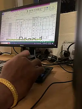 Snapshot of Hillz_king_98 chatting on January 2025 08:53:01 PM Hillz king 98 online show from January 2025 08:53:01 PM