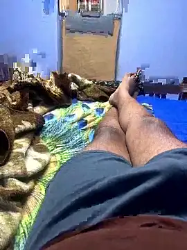 Snapshot of Hillz_king_98 chatting on April 2026 05:52:01 AM Hillz king 98 online show from April 2026 05:52:01 AM