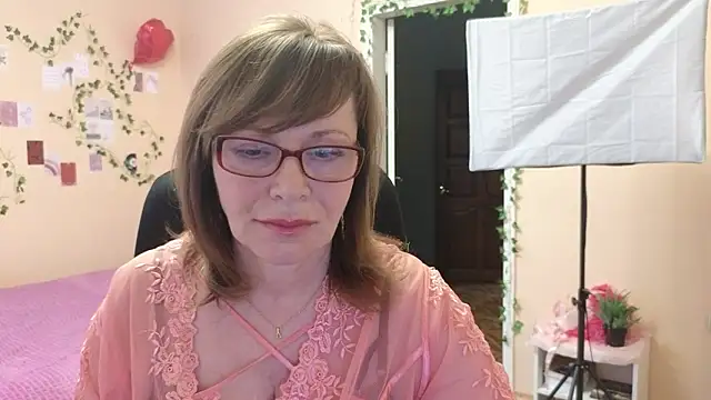 Snapshot of Miss_Moren chatting on March 2026 02:31:02 PM Miss Moren online show from March 2026 02:31:02 PM