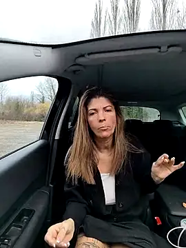 sansan2411 online show from February 2026 12:19:01 PM