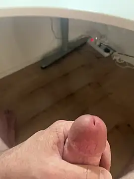 Snapshot of mikiss789 chatting on March 2026 02:58:02 PM mikiss789 online show from March 2026 02:58:02 PM