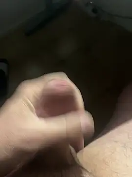 Snapshot of mikiss789 chatting on March 2026 04:49:02 AM mikiss789 online show from March 2026 04:49:02 AM