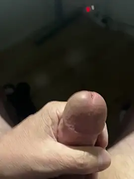 Snapshot of mikiss789 chatting on March 2026 04:07:01 AM mikiss789 online show from March 2026 04:07:01 AM