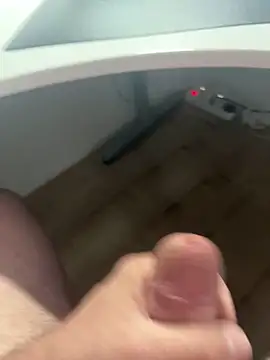 Snapshot of mikiss789 chatting on March 2026 06:30:01 AM mikiss789 online show from March 2026 06:30:01 AM