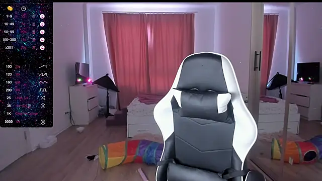 Agnes Allenn online show from February 2025 09:31:01 AM