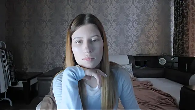 Agnes Allenn online show from September 2025 10:04:02 AM