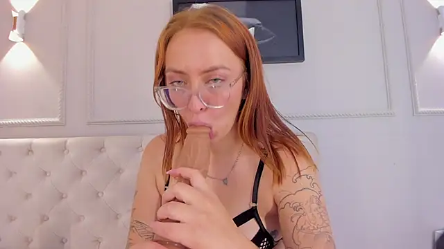 Snapshot of anniemartinezz chatting on February 2025 05:51:01 PM anniemartinezz online show from February 2025 05:51:01 PM
