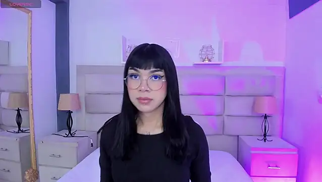 RoseCassie online show from February 2025 12:32:01 PM