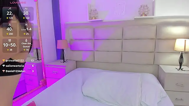 RoseCassie online show from February 2025 06:59:02 PM